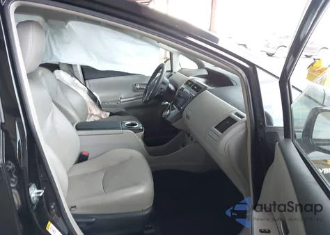 2015 Toyota Prius V Two z USA, uszkodzony, nr VIN JTDZN3EU3FJ032126